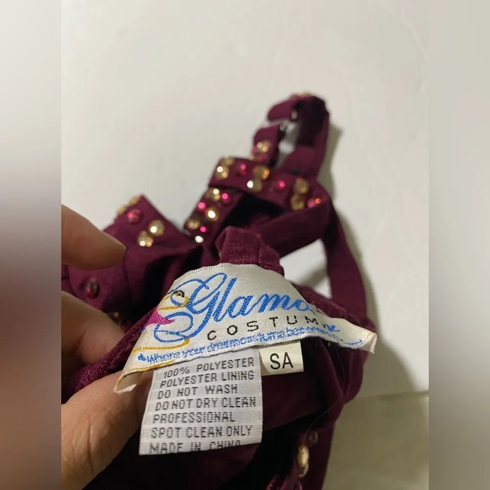 Glamour burgundy red